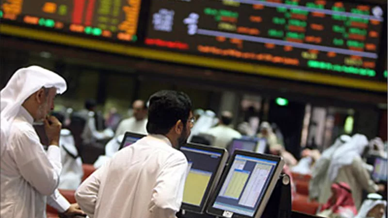 البورصة الكويتية تغلق على انخفاض مؤشراتها الثلاثة