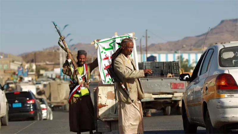 الحوثيون ينقلون الأسرى المدنيين من قاعدة العند الى صنعاء
