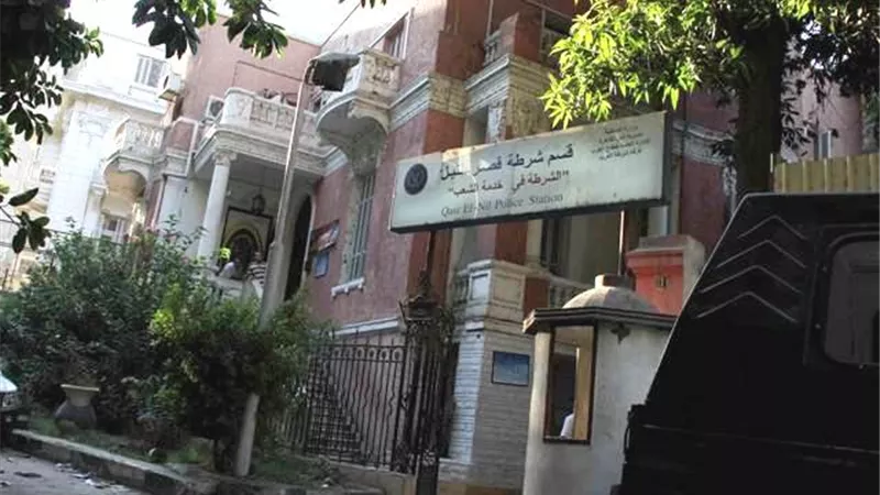 النيابة تستمع لأقوال شاب حاول الانتحار بميدان التحرير 