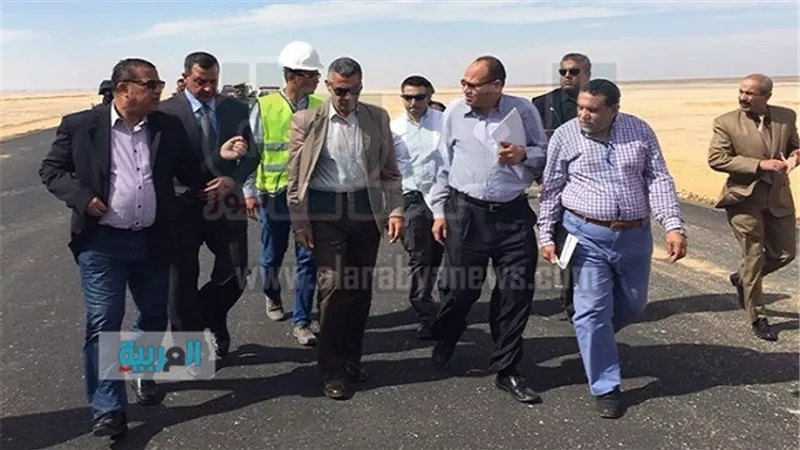 وزير النقل يتفقد طريق الشيخ 