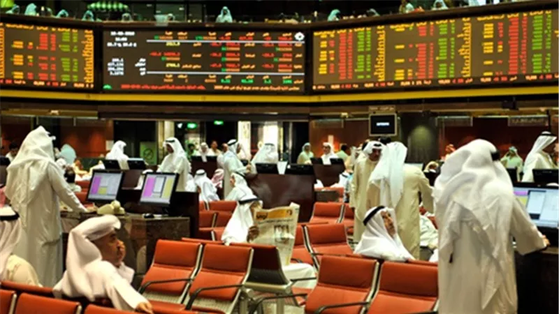 بورصة الكويت تغلق على انخفاض مؤشراتها الثلاثة
