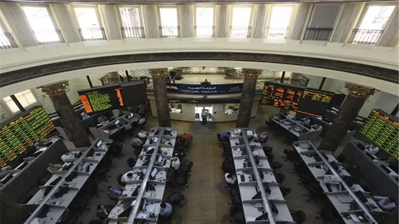 أحداث باريس تهبط بمؤشرات بورصة مصر لأدنى مستوياتها في عامين 