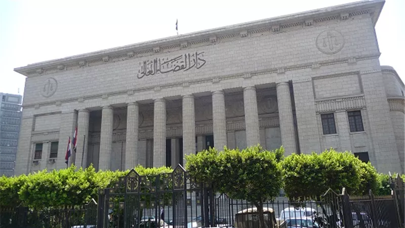 إحالة سوري وزوجته سرقا عملاء بنوك بالمقطم للمحكمة الاقتصادية