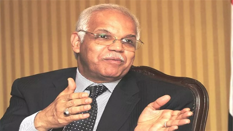 محافظ القاهرة: نسعى لإمداد أسطول هيئة النقل العام بالأتوبيسات