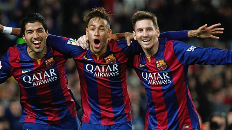 لاعبو برشلونة يصرخون من الفرحة لمواجهة أرسنال في دوري الأبطال