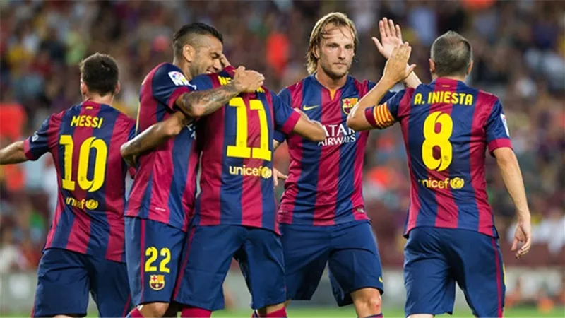 برشلونة يسعى لتخطي عقبة بطل آسيا في كأس العالم