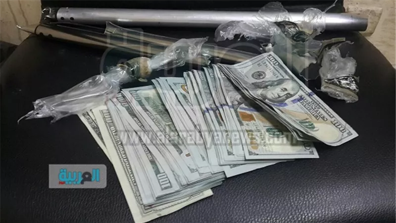 راكب يخفي 27 ألف دولار داخل مواسير حقائبه بالمطار 