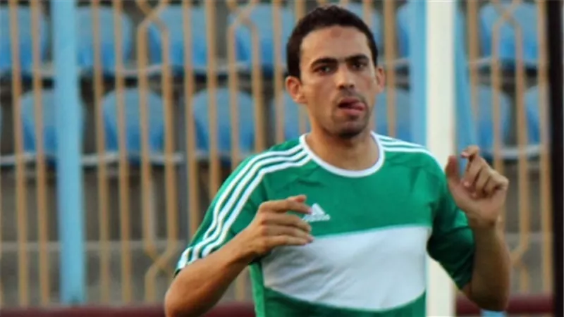 أحمد رؤوف يقود 