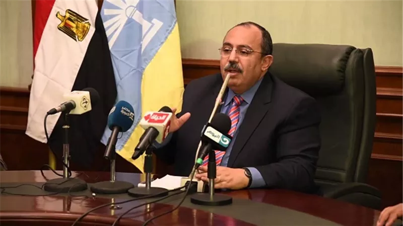 محافظ الأسكندرية يعلن توفير اعتمادات مالية لإنجاز المشروعات العاجلة