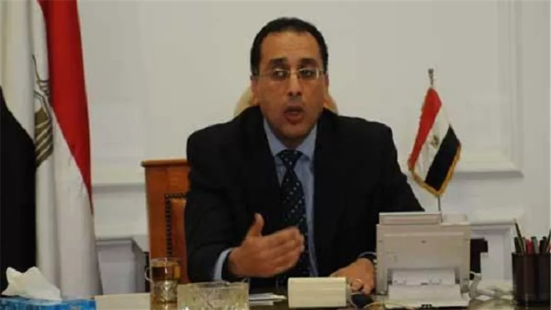 وزير الإسكان: إنهاء مشروعات المياه والصرف الصحي خلال 3 سنوات