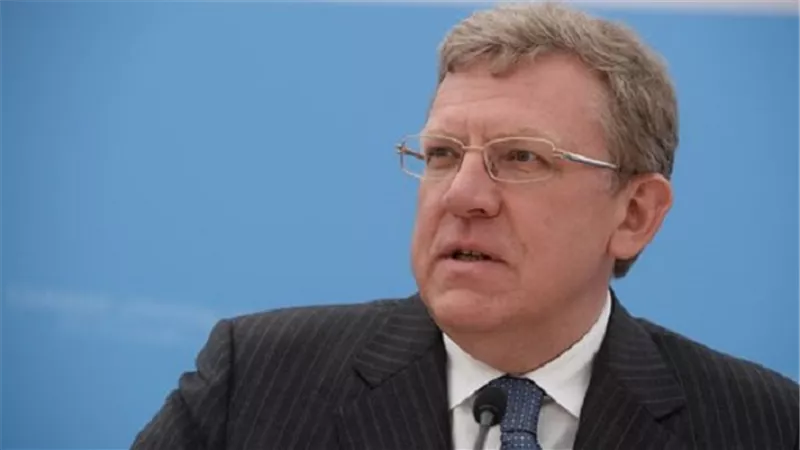 وزير روسي سابق: بحلول بداية العام المقبل ستخفف العقوبات ضد روسيا