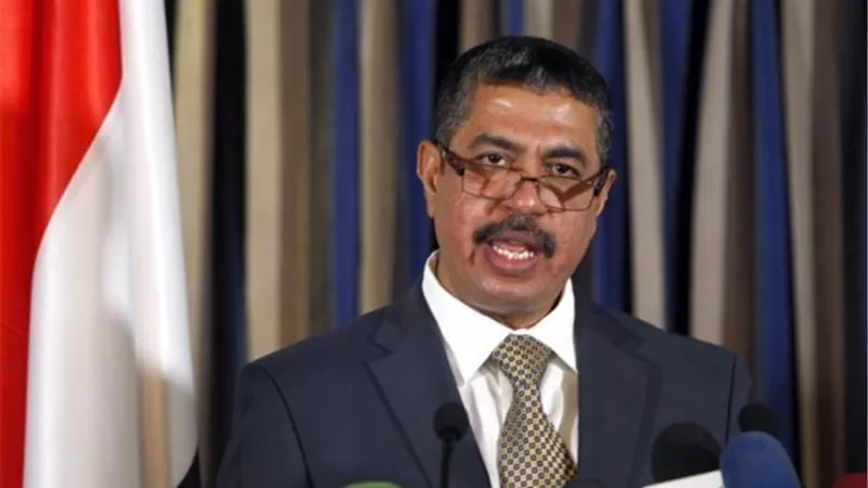 رئيس وزراء اليمن يعود إلى عدن لاستئناف عمل الحكومة