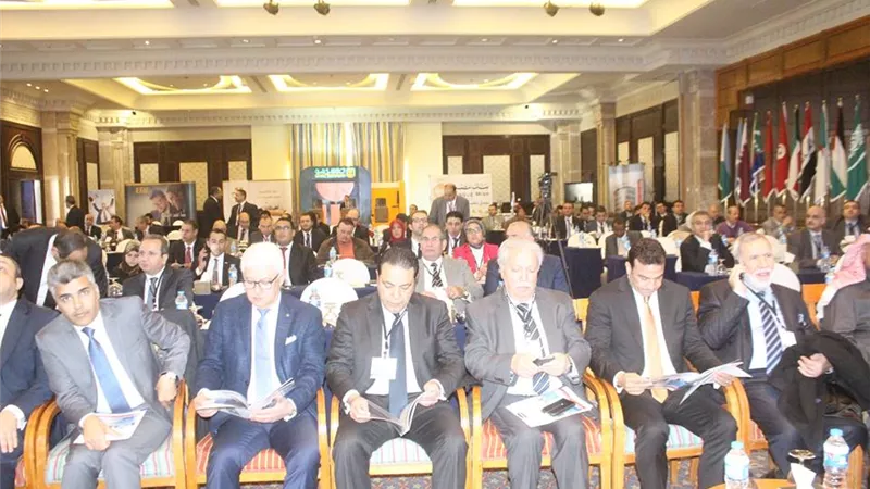 مصرفيون عرب يطالبون بتمويل مشروعات البنية التحتية