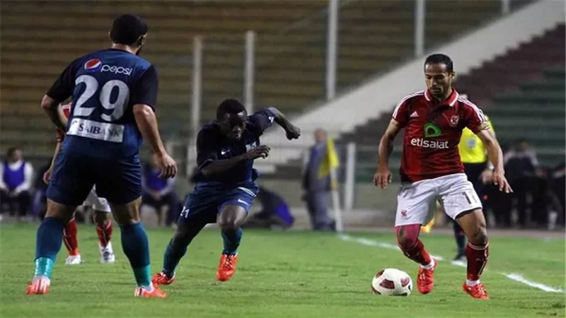 الأهلي يفوز على إنبي بهدفين في لقاء الفرص الضائعة