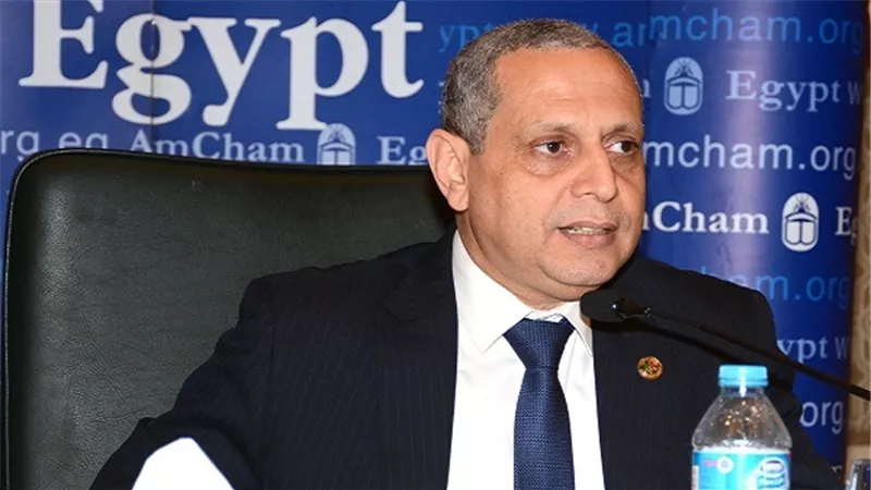 رئيس الجمارك: حريصون على سرعة الإفراج عن خامات السوفالدى