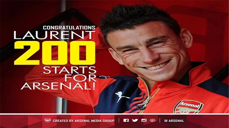 أرسنال يهنئ كوشيلني بوصوله للمباراة رقم 200