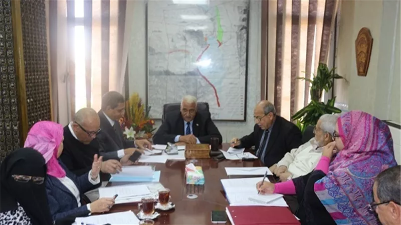 عجز بصندوق خدمات السويس بسبب 