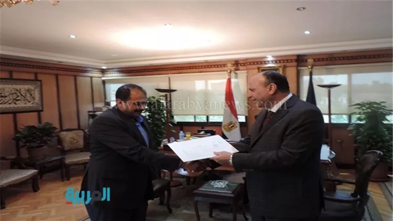 بالصور.. مدير شرطة النقل يكرم الضباط والأفراد 