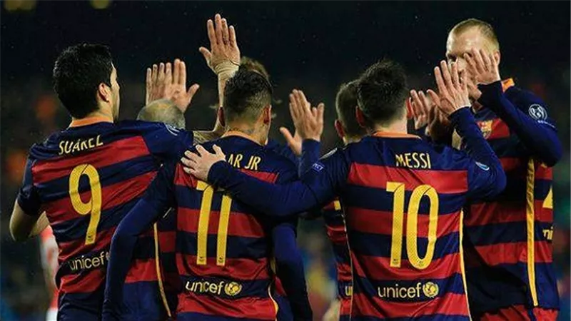 بالفيديو.. برشلونة يفوز على أرسنال بثلاثية.. و