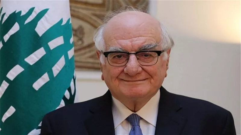 وزير الإعلام اللبناني يقترح حلولاً لأزمة الصحف