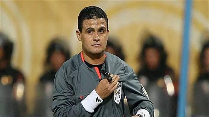 محمد فاروق حكمًا لمباراة الأهلي وإنبي بالدوري