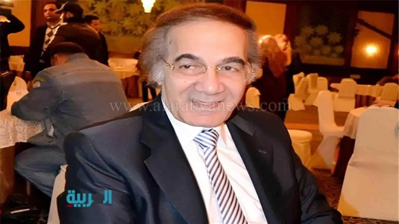 بالفيديو.. محمود ياسين يُطمئن جمهوره وينفي 