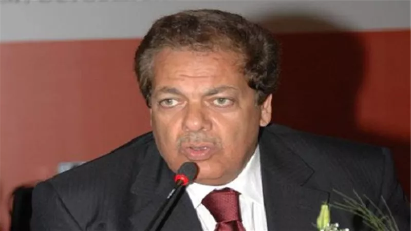 ننشر أسباب حبس صحفي 