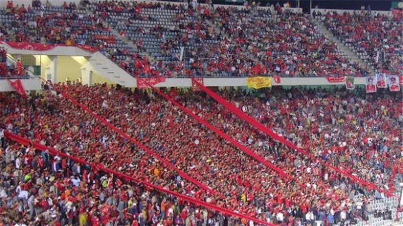 جماهير الأهلي تدعم الفريق في المدرجات وعلى مواقع التواصل الاجتماعي