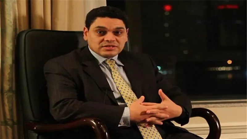 معتز عبدالفتاح: 