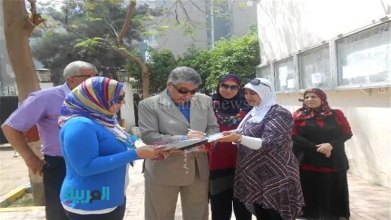 رئيس المعاهد القومية يفتتح معرض الأنشطة بمدرستي منشية البكري وليسيه الهرم