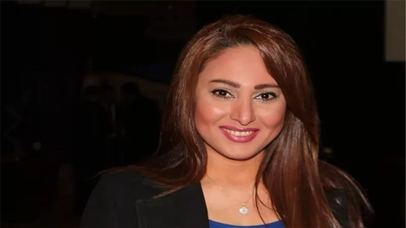 شاهد.. رد فعل رحاب الجمل بعد غلق مدرسة نجلها إداريًا