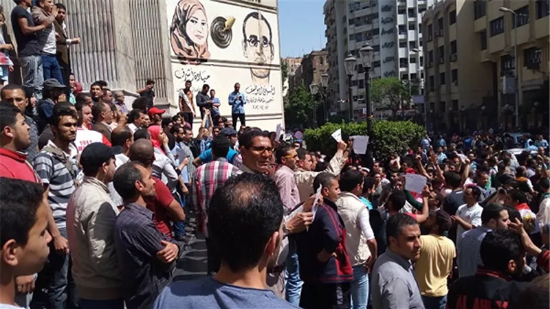 بالفيديو.. عزمي مجاهد للداعين لتظاهرات 25 أبريل: 