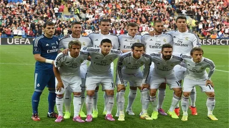 ريال مدريد يواجه رايو فاليكانو لاستعادة صدارة 