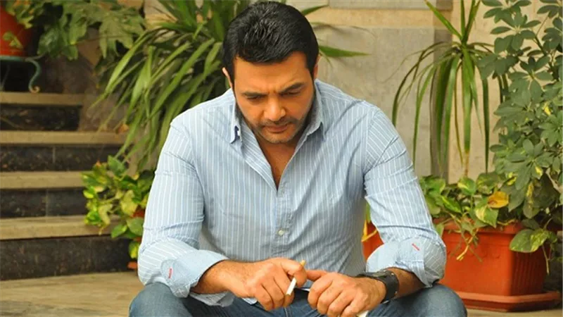 عمرو محمود ياسين لمقاطعي 