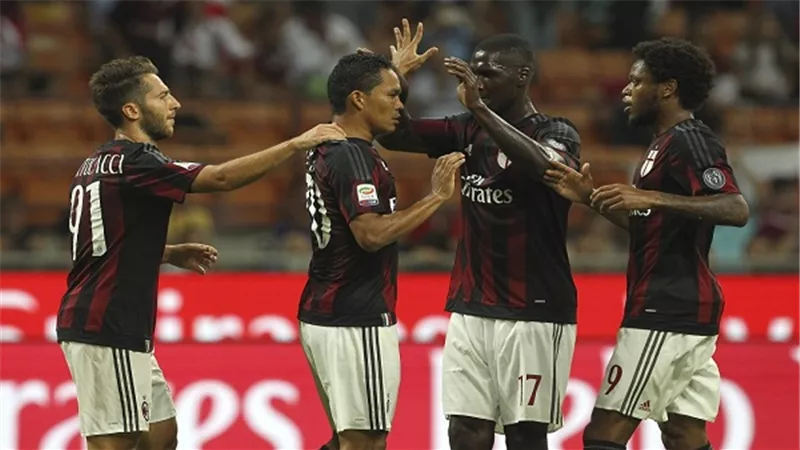بث مباشر.. ميلان يستضيف كاربي في الدوري الإيطالي