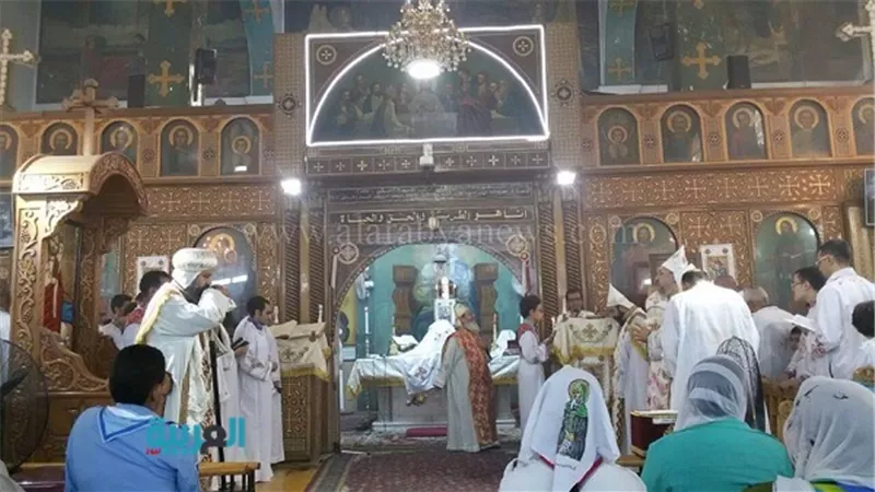 بالصور.. كنائس السويس تحتفل بـ 