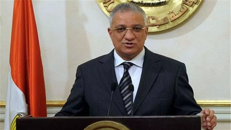 وزير التنمية المحلية يهنئ الرئيس بمناسبة عيد تحرير سيناء