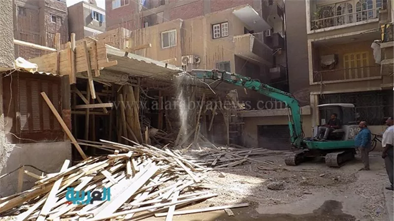 بالصور.. محافظة القاهرة تشن حملة مكبرة لإزالة مخالفات البناء بالزيتون 