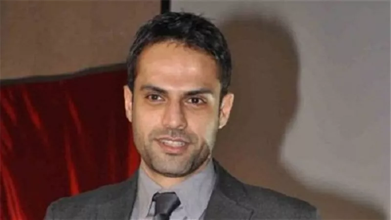 أمير طعيمة: 