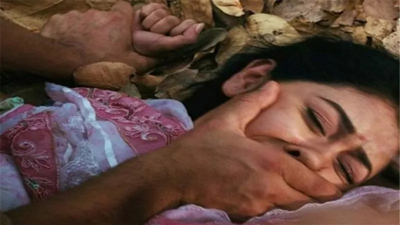حبس ذئب بشري اغتصب ابنته القاصر بالعجوزة