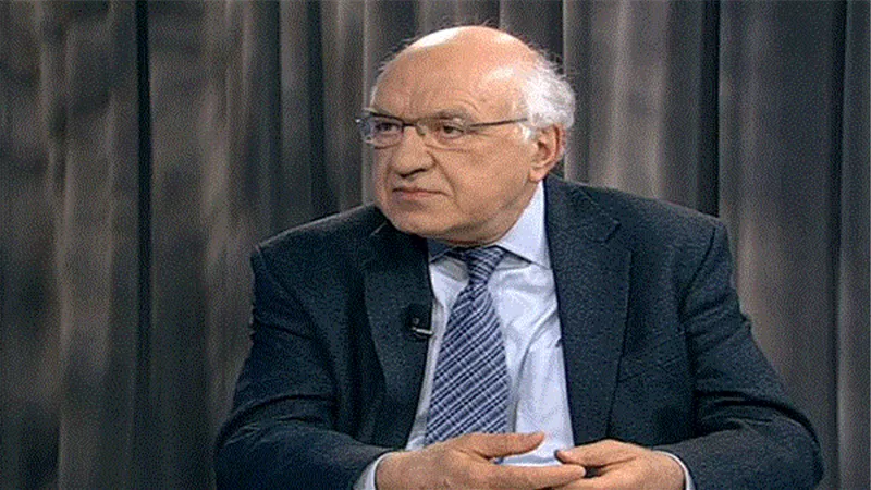 أستاذ قانون يطالب أوروبا بتدارك أخطاء دعم الجماعات الإرهابية