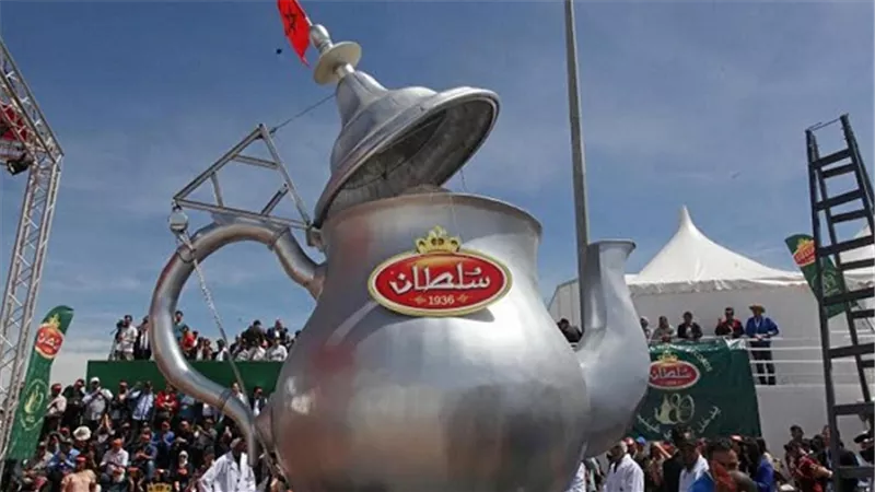 براد شاي مغربي يدخل موسوعة جينيس