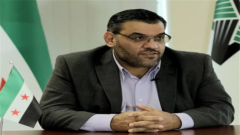 معارض سوري يطالب جميع الفصائل المسلحة دعم المقاتلين في حلب