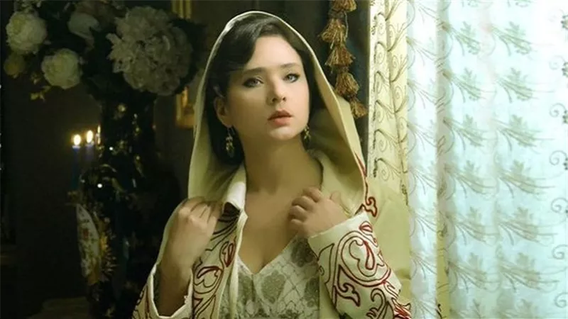 شاهد.. نيللي كريم تنشر صورة من كواليس مسلسل 
