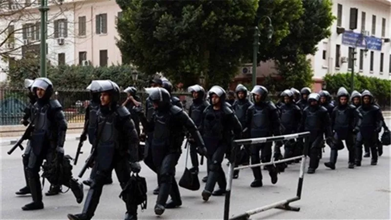 الشرطة تكثف من تواجدها بمحيط نقابة الصحفيين 