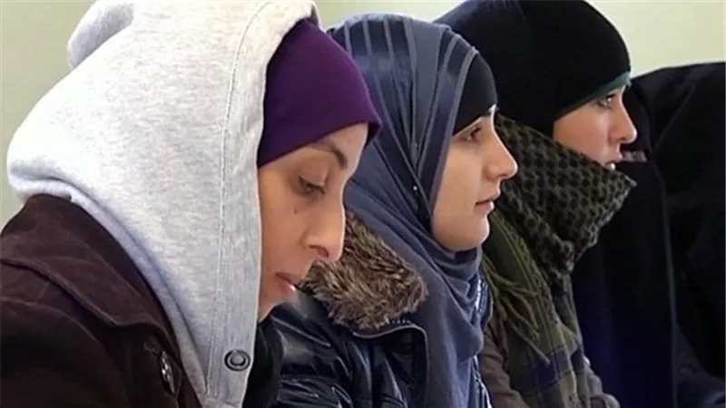 مسلمات يرفعن شكوى بتهمة التمييز الديني في كاليفورنيا