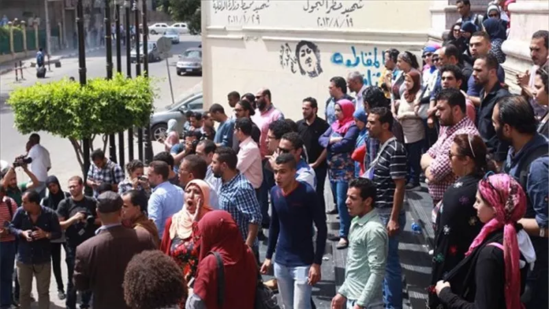 دعوى لإلغاء حظر النشر في 