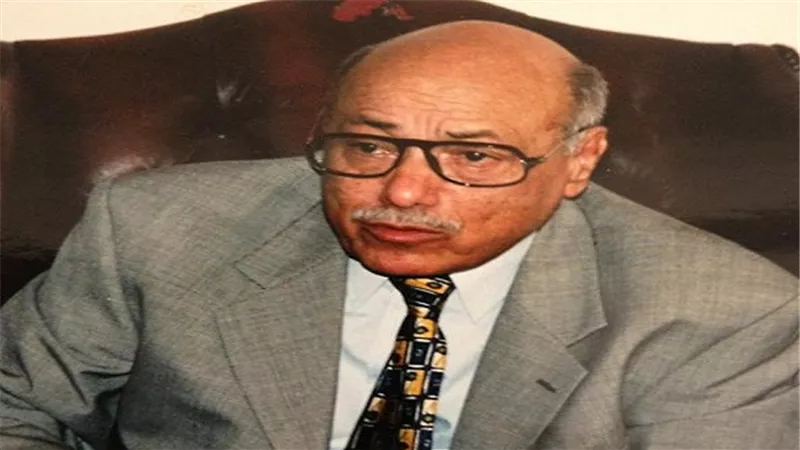 طوبى لمن مات عزيز النفس ولم تلوثه الرغبات.. محمود السعدني.. الساخر.. الثائر.. مؤرخ الحرافيش