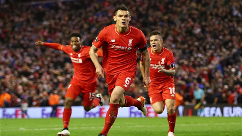 بث مباشر.. ليفربول يستضيف فياريال في الدوري الأوروبي