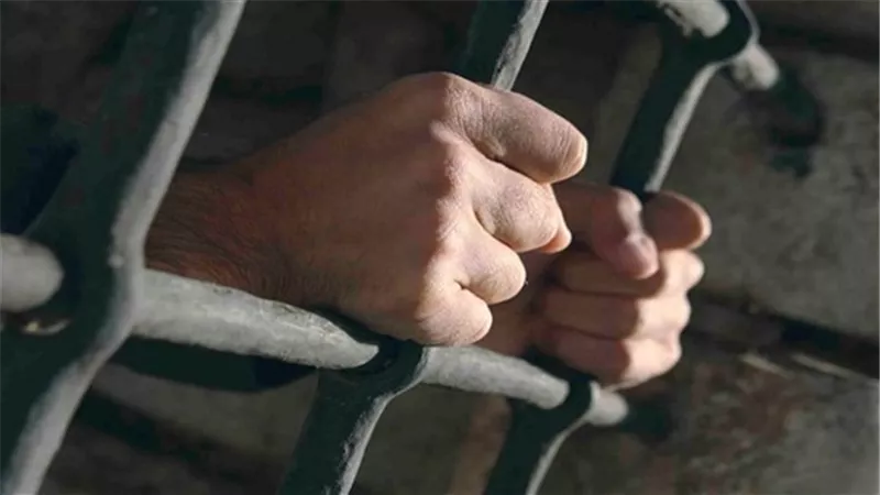 سقوط هارب من المؤبد بالمرج 